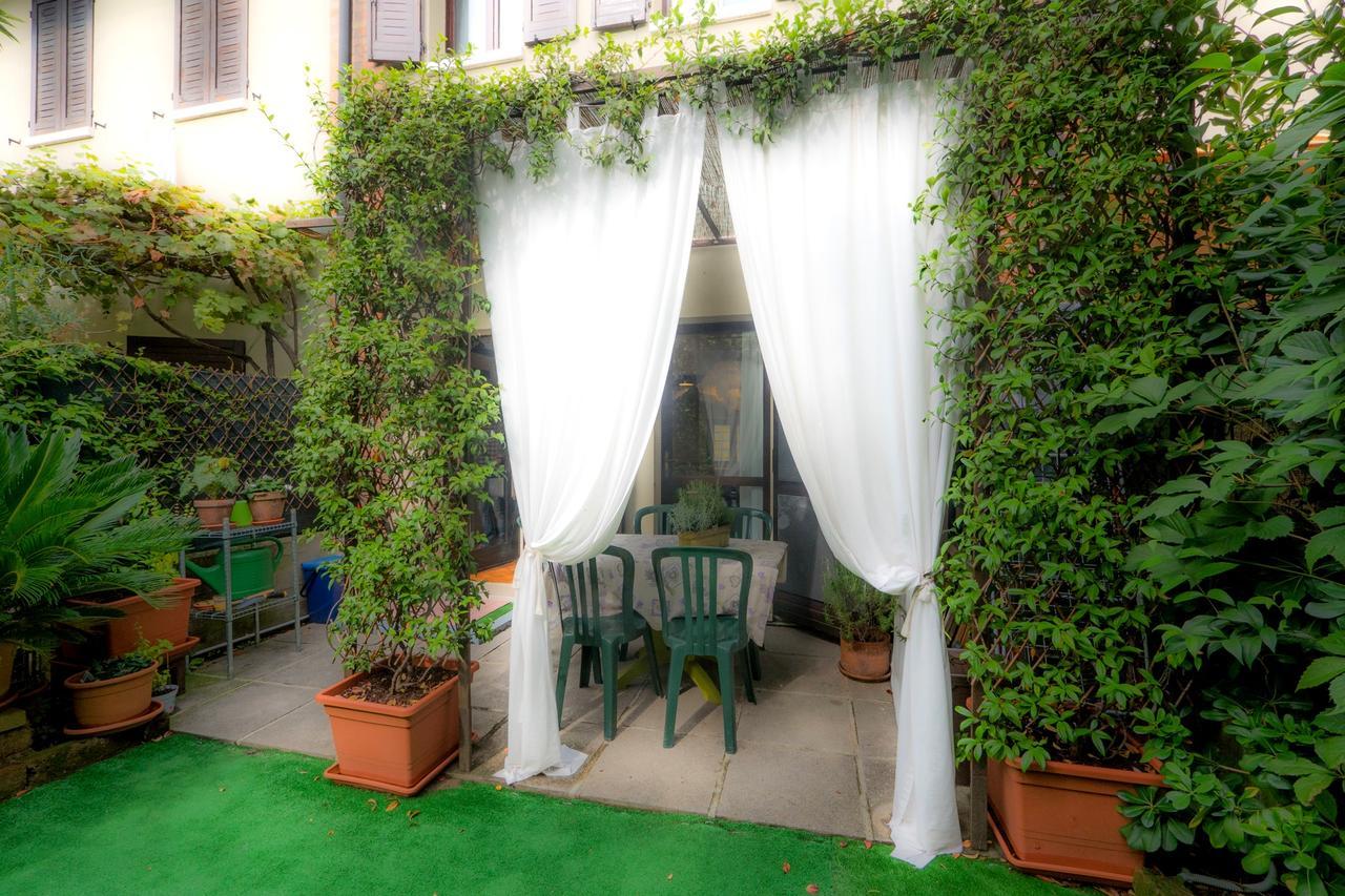 Garden Sweet House Desenzano Apartment Desenzano del Garda Exterior photo