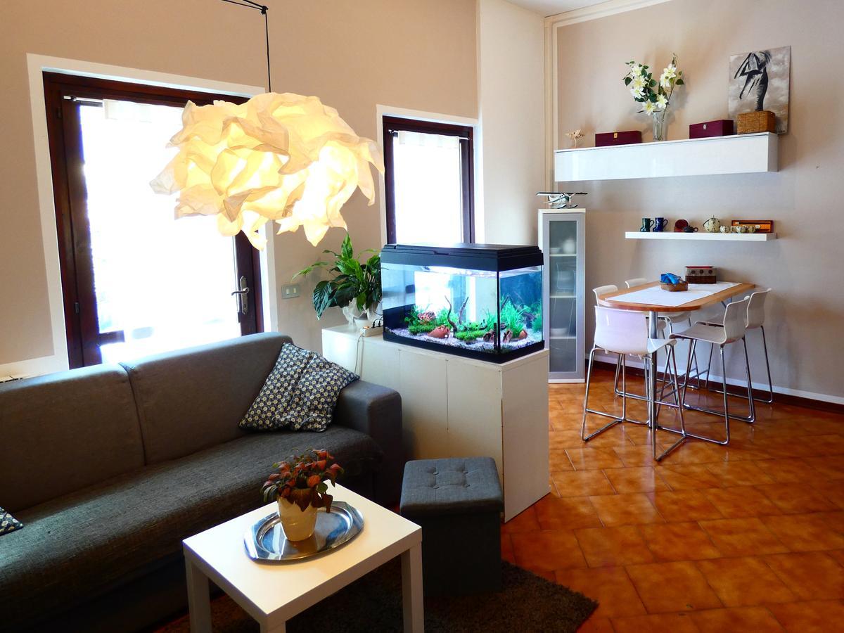 Garden Sweet House Desenzano Apartment Desenzano del Garda Exterior photo